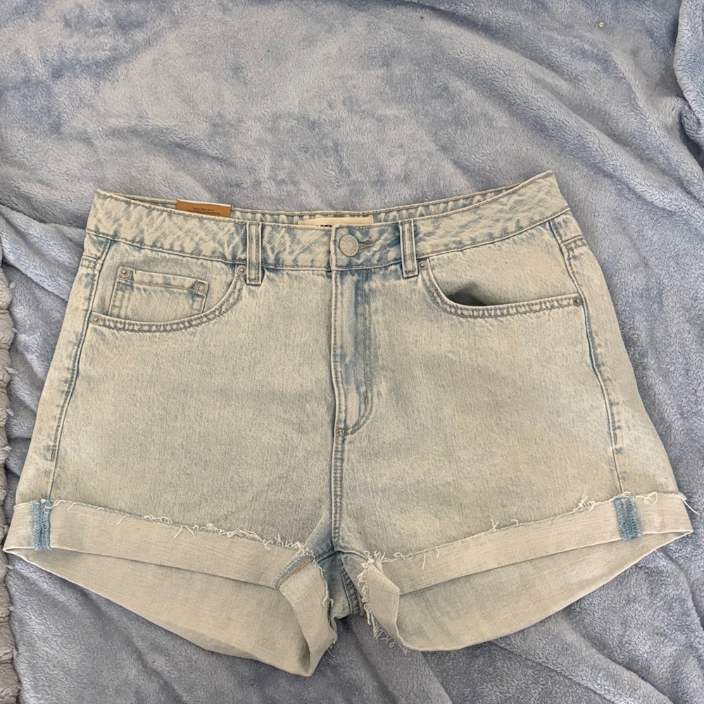 Garage Light Wash Jean Shorts